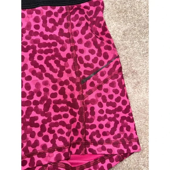 Retired print Lululemon What The Sport Short In Black/Pink Cheetah Print Size 4 - Picture 13 of 14